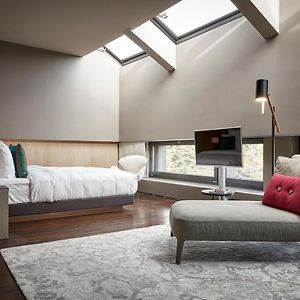 SO Junior Suite